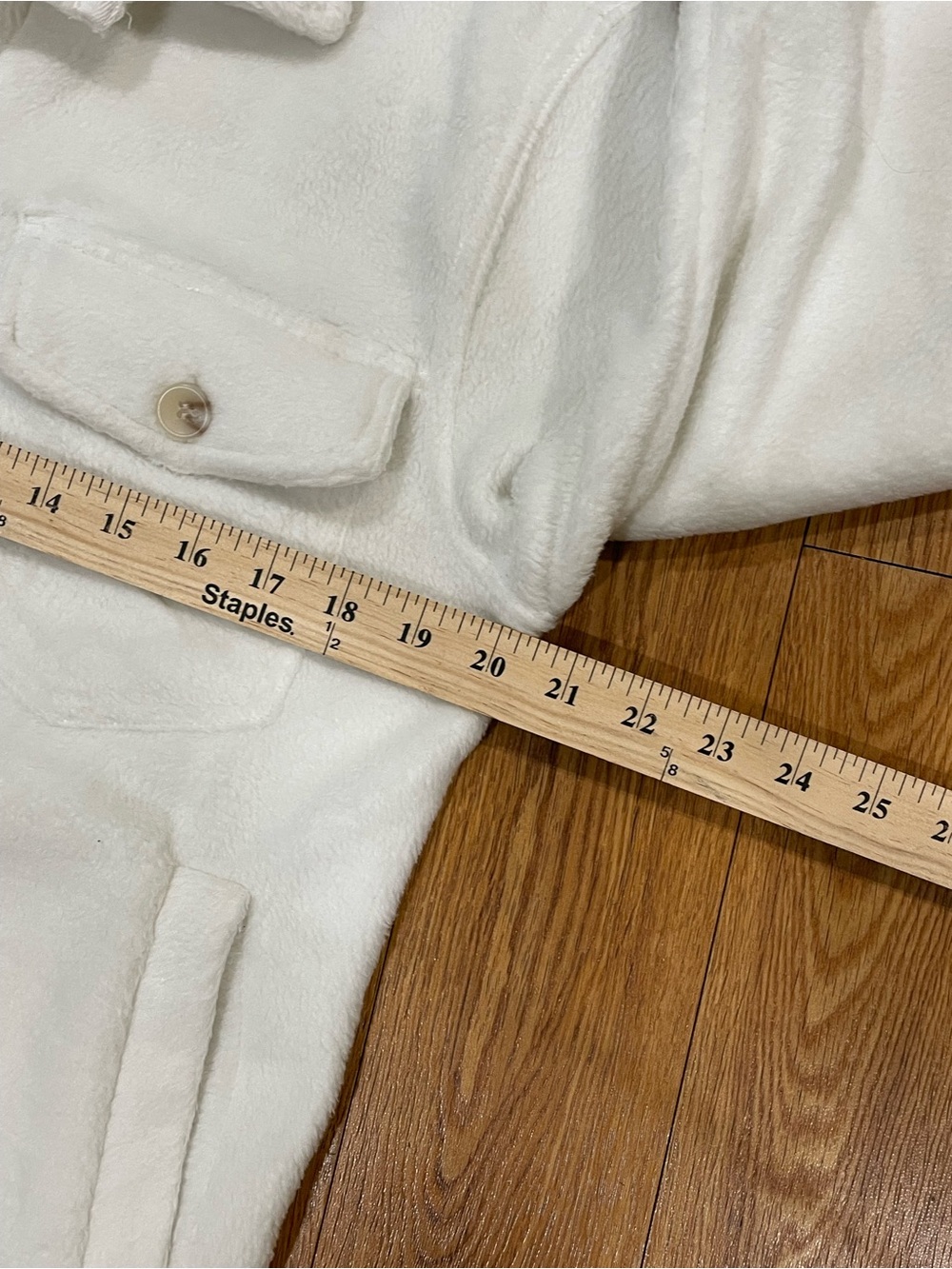 Cream Shacket NWT Fuzzy Fleece Cozy Cabincore Minimalist MiAmi Francesca Size S - Picture 8 of 12